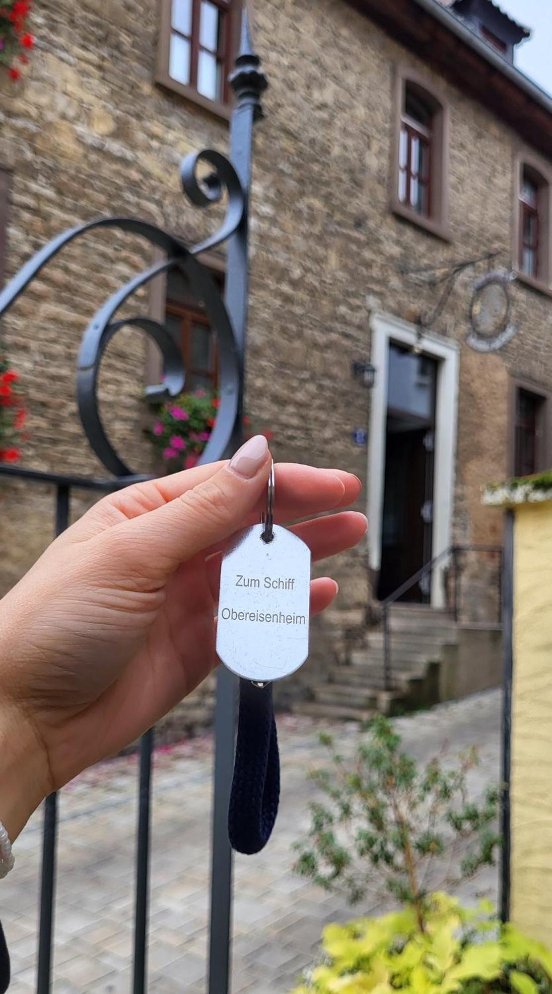 Gasthof Zum Schiff Obereisenheim Luaran gambar